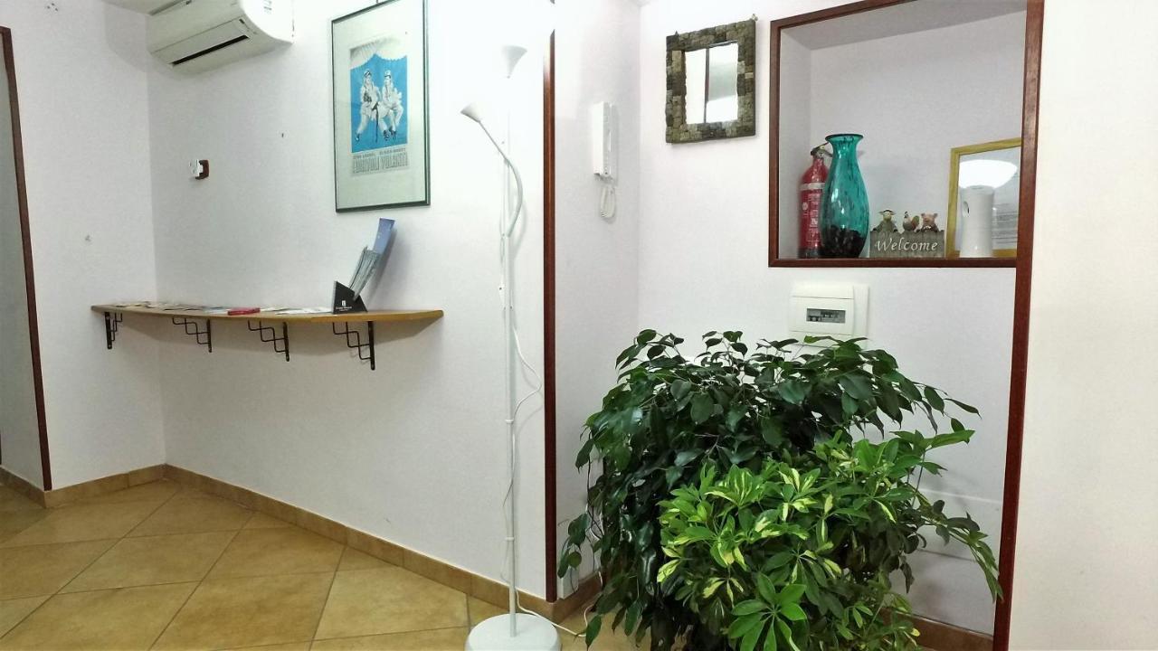 B&B Ersilia Наполи Екстериор снимка