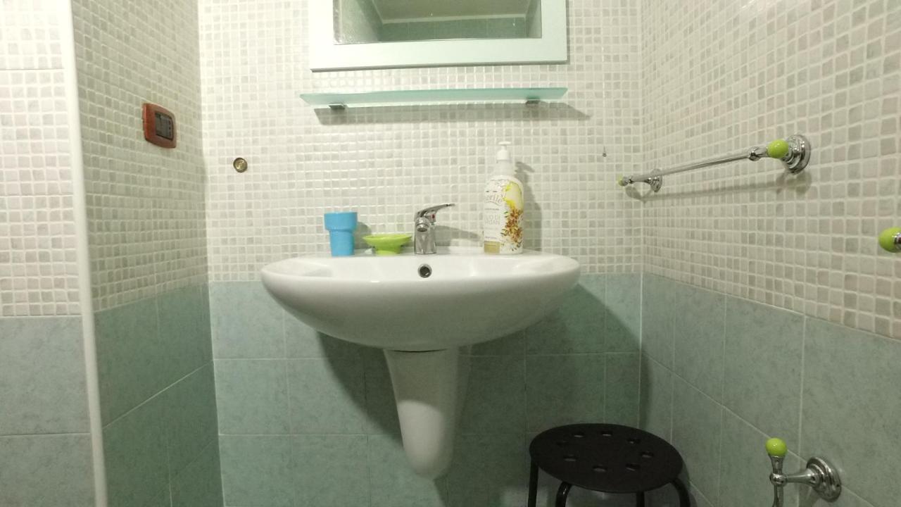 B&B Ersilia Наполи Екстериор снимка